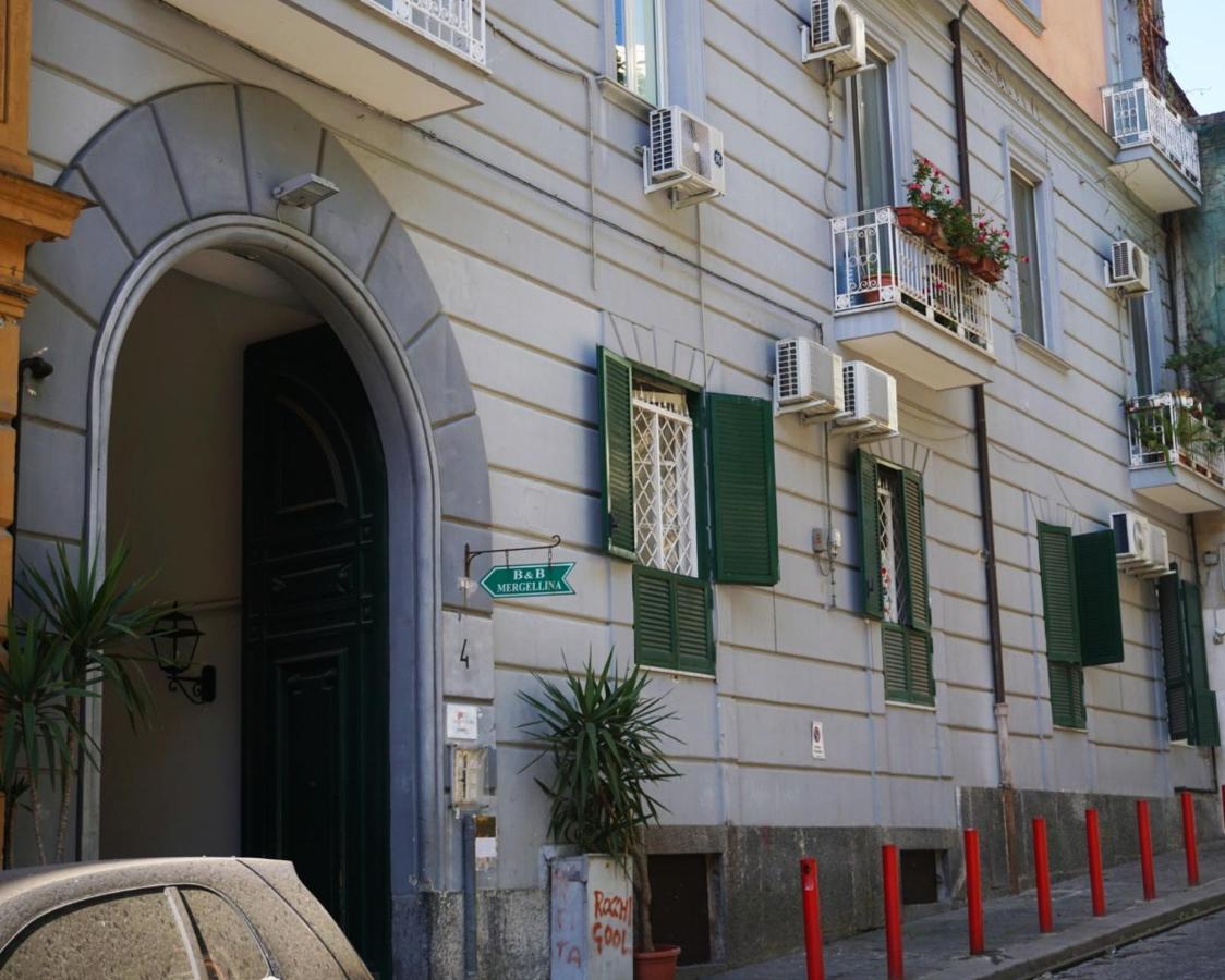 Duchessa Ravaschieri Bed And Breakfast Napoli Bagian luar foto